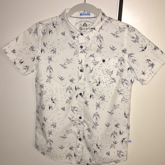 Boys button down - Picture 1 of 2